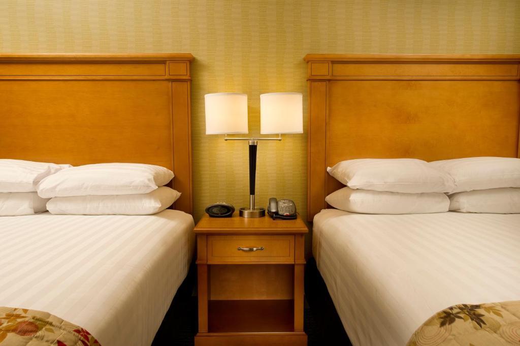 Pear Tree Inn Kansas City Overland Park 歐弗蘭帕克 客房 照片